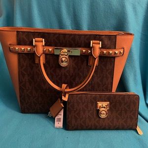 Michael Kors Tote and Wallet Set